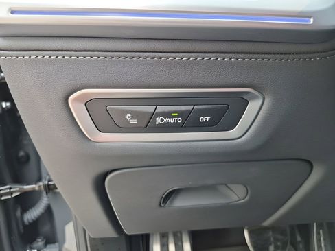 Used 2025 BMW XM AWD/4WD image 33