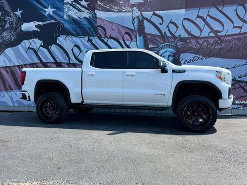 Used 2019 GMC Sierra 1500 AT4 w/ Technology Package image 1