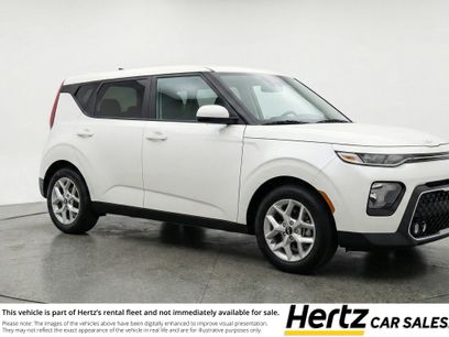 Used 2025 Kia Soul LX w/ LX Technology Package