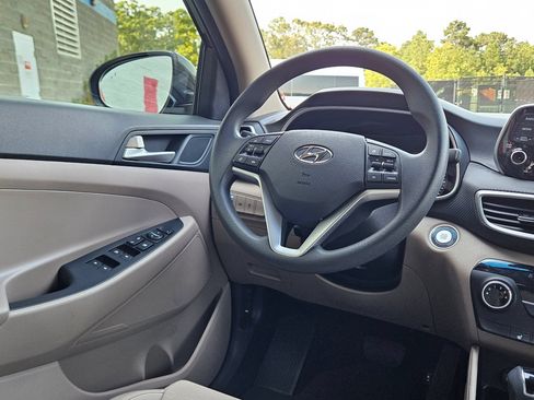 Used 2020 Hyundai Tucson Value FWD image 9