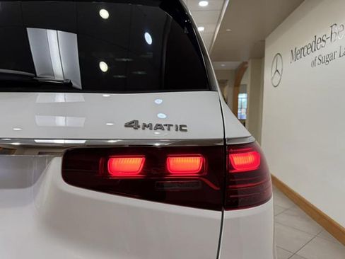 Certified 2025 Mercedes-Benz GLS 450 4MATIC image 7