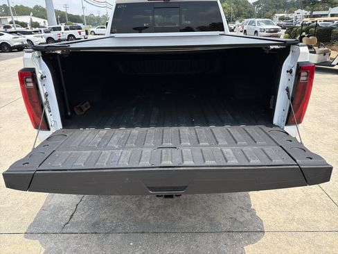 Used 2024 GMC Sierra 2500 Denali Ultimate w/ Max Trailering Package AWD/4WD image 8