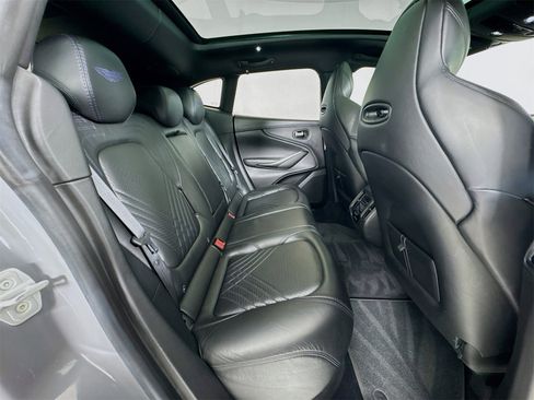 Used 2021 Aston Martin DBX image 26