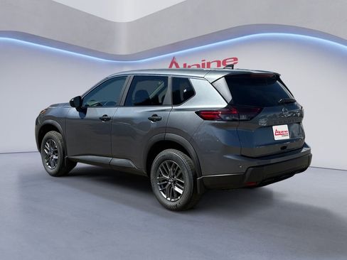 New 2026 Nissan Rogue S image 3