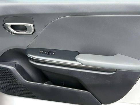 Used 2025 Kia K4 FWD image 34