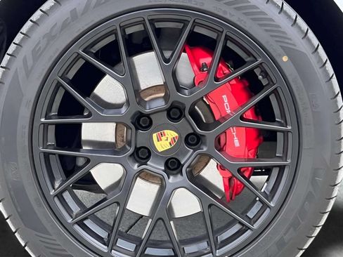 Used 2018 Porsche Macan GTS w/ Premium Package Plus AWD/4WD image 7