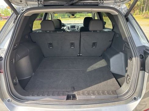 Used 2024 Chevrolet Equinox LT image 9