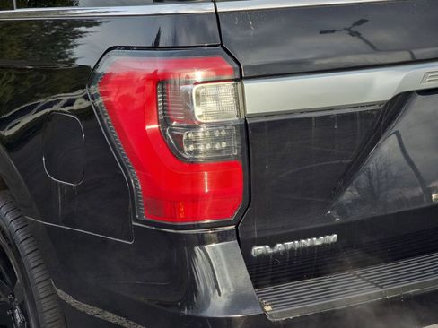 Used 2019 Ford Expedition Platinum image 35