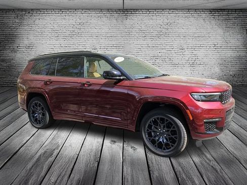 Used 2025 Jeep Grand Cherokee L Summit image 7