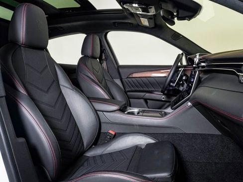Certified 2023 Maserati Grecale Modena AWD/4WD image 15