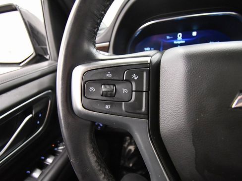 Used 2022 Chevrolet Suburban Z71 image 21