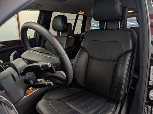 Used 2014 Mercedes-Benz GL 450 4MATIC image 2