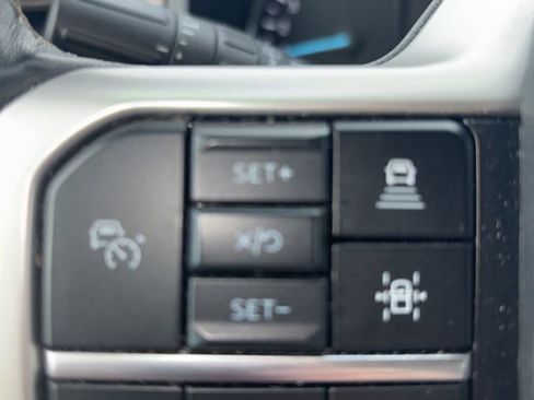 Used 2024 Ford Expedition Limited image 42