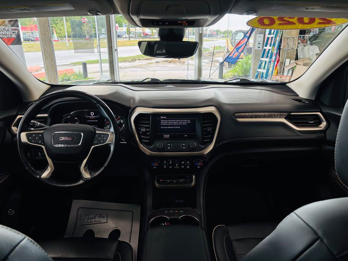 Used 2020 GMC Acadia Denali w/ Technology Package AWD/4WD image 48