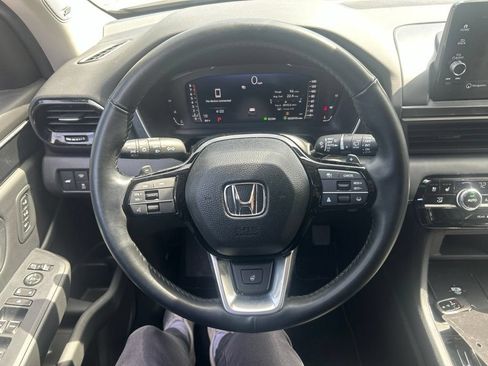 Certified 2025 Honda Pilot Elite image 19