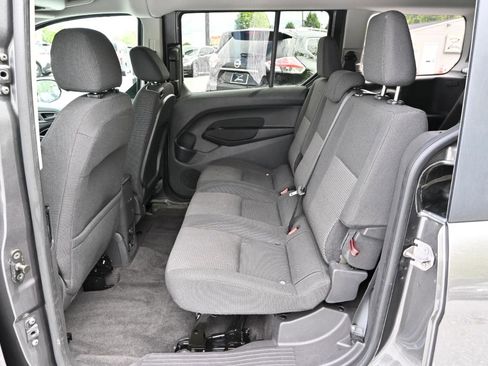 Used 2018 Ford Transit Connect XL FWD image 16