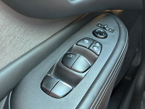 Used 2023 Nissan Murano SL w/ SL Moonroof Package FWD image 22