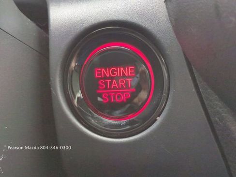 Used 2025 Honda HR-V EX-L image 29