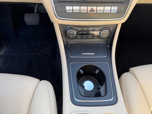 Used 2019 Mercedes-Benz GLA 250 image 27