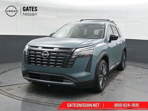 New 2026 Nissan Pathfinder Platinum image 6