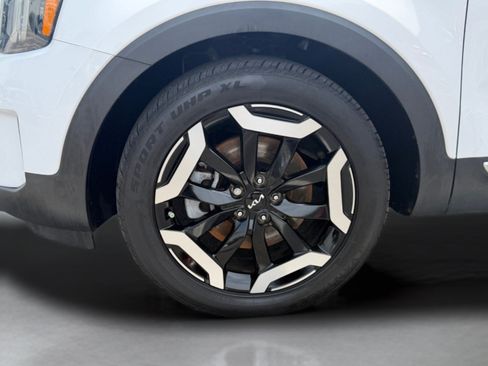 Certified 2024 Kia Telluride EX FWD image 16