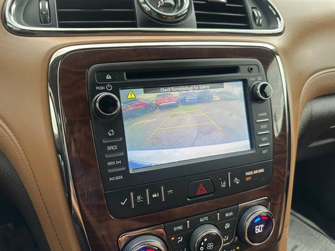 Used 2017 Buick Enclave Leather AWD/4WD image 21