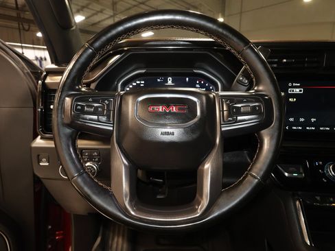 Used 2024 GMC Sierra 2500 AT4 w/ AT4 Premium Plus Package AWD/4WD image 10