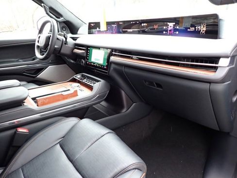 New 2025 Lincoln Navigator Black Label image 19