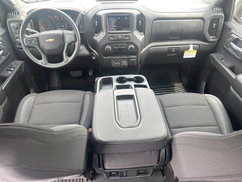 Used 2026 Chevrolet Silverado 1500 Custom w/ Turbomax Blackout Package AWD/4WD image 24