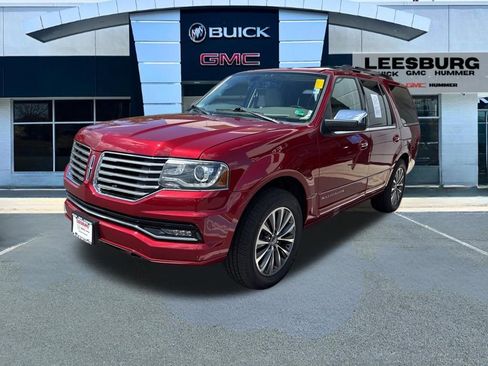 Used 2016 Lincoln Navigator Select AWD/4WD image 3