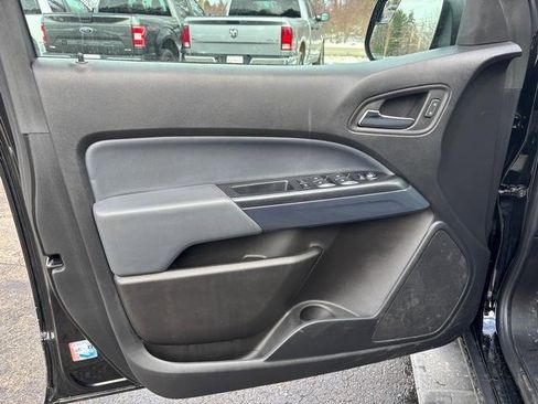 Used 2020 Chevrolet Colorado Z71 image 10