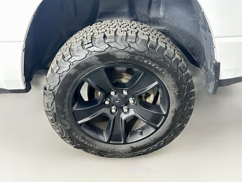 Used 2022 RAM 1500 Big Horn AWD/4WD image 11