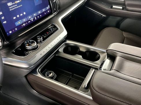 New 2026 Ford Expedition Max Platinum w/ Platinum Ultimate Package image 8