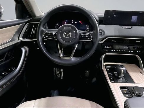 Used 2024 MAZDA CX-90 Plug-In Hybrid w/ Premium Pkg AWD/4WD image 5
