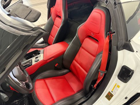 Used 2019 Chevrolet Corvette ZR1 RWD image 12