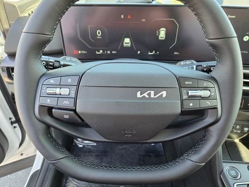 New 2026 Kia Sportage SX FWD image 22