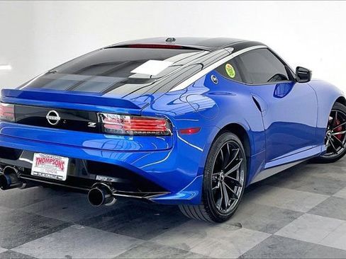 Used 2024 Nissan Z Performance w/ Floor Mat Package RWD image 13