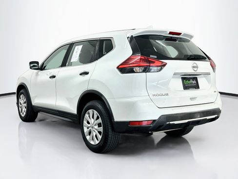 Used 2017 Nissan Rogue S AWD/4WD image 5
