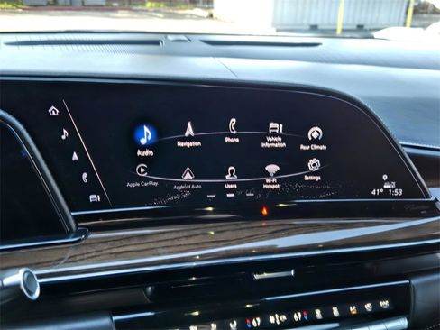 Used 2021 Cadillac Escalade ESV Sport Platinum w/ Heavy-Duty Trailer Package image 21