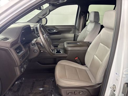 Used 2023 Chevrolet Tahoe Z71 w/ Off-Road Capability Package AWD/4WD image 31