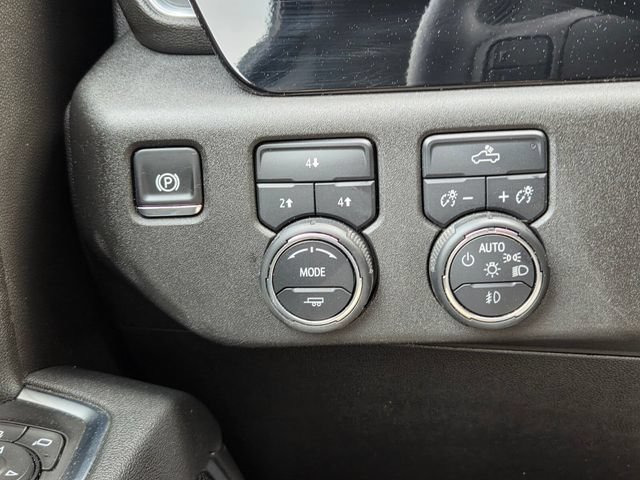 Used 2025 Chevrolet Silverado 2500 LT w/ Convenience Package AWD/4WD image 34