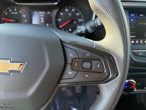 Used 2023 Chevrolet TrailBlazer LT image 19