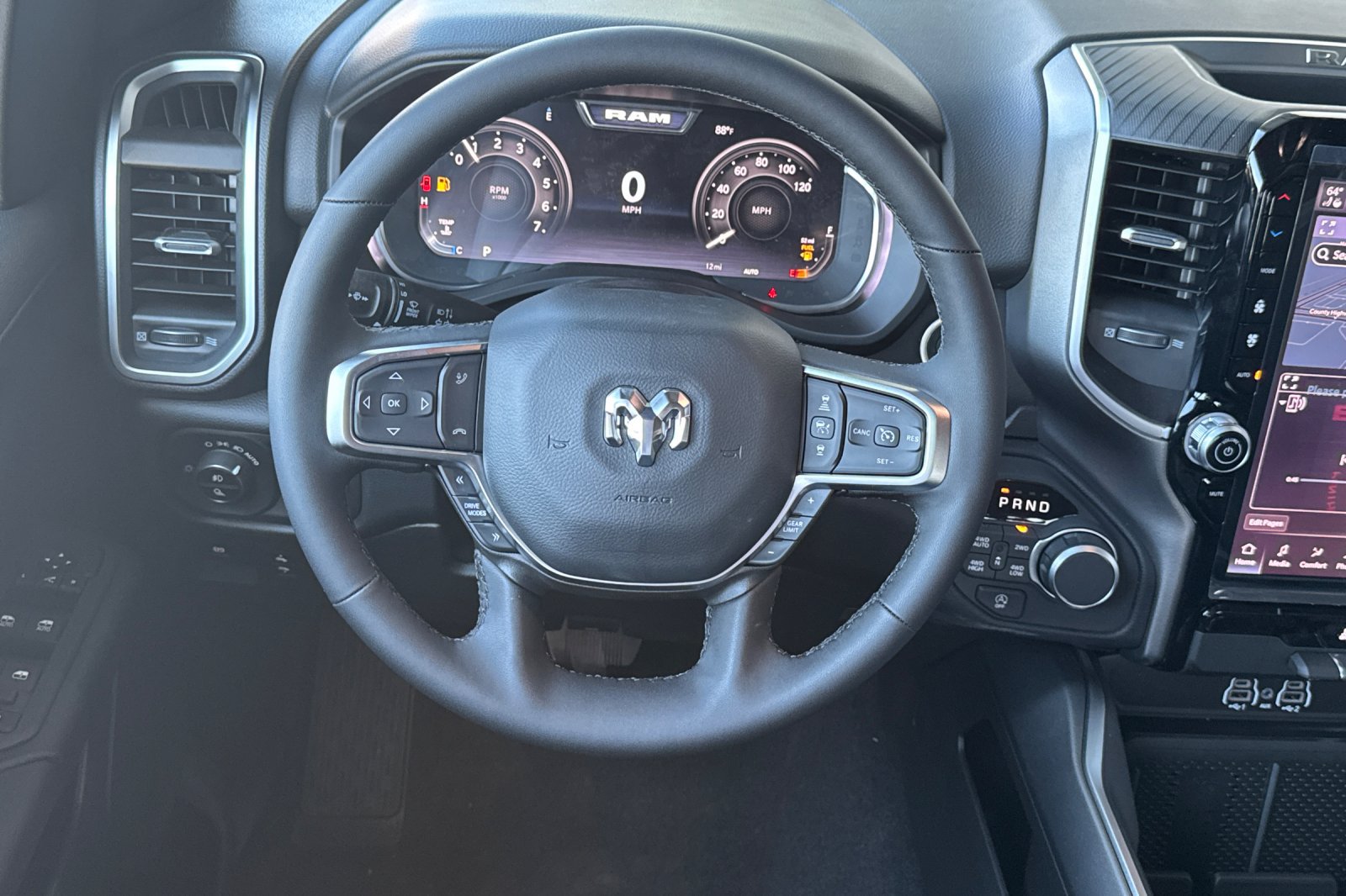 New 2026 RAM 1500 Big Horn AWD/4WD image 13