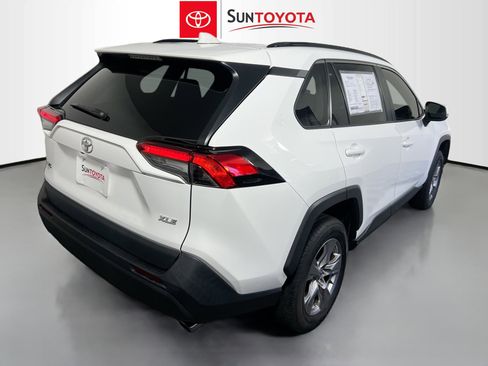 Used 2024 Toyota RAV4 XLE image 4