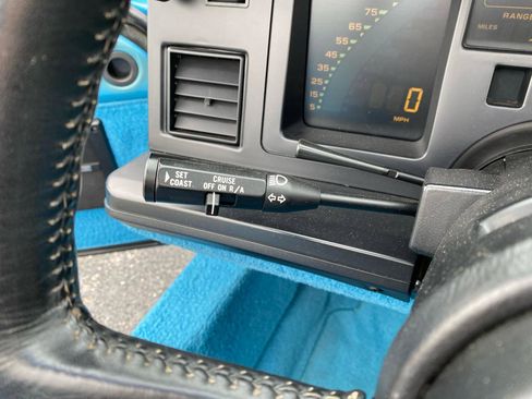 Used 1989 Chevrolet Corvette Convertible RWD image 31