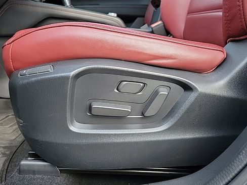 Used 2023 MAZDA CX-5 Carbon Edition image 11