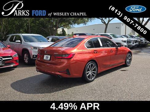 Used 2022 BMW 330i Sedan w/ Premium Package RWD image 5