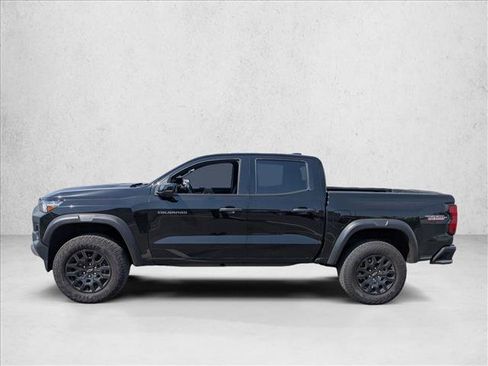 Used 2023 Chevrolet Colorado Trail Boss w/ Technology Package AWD/4WD image 8