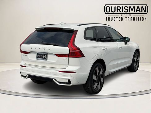 Certified 2024 Volvo XC60 T8 Plus w/ Protection Package Premier AWD/4WD image 7