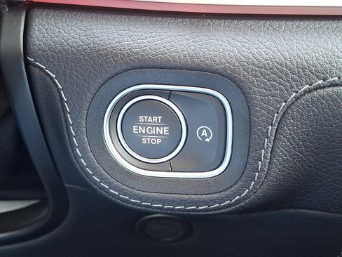 Certified 2022 Mercedes-Benz GLE 580 4MATIC w/ Night Package image 26